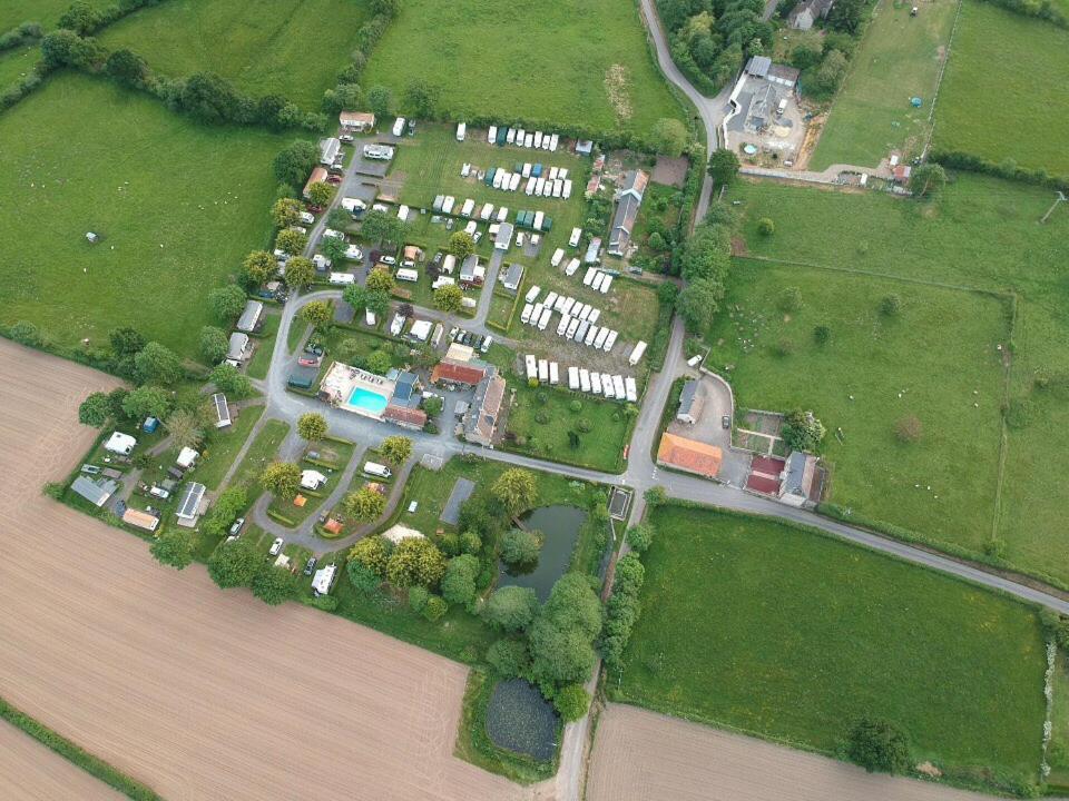 Camping Le Picard Tournieres Buitenkant foto